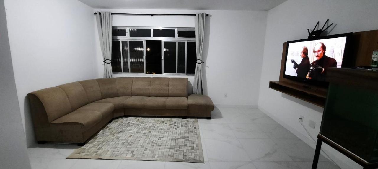 Hostal Benvenuto *